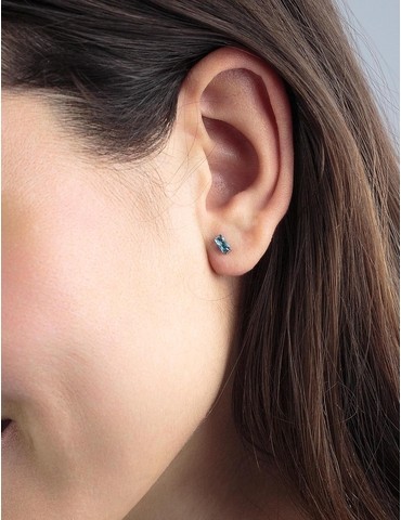 Boucles d'oreilles clous...