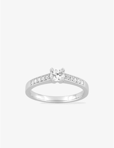 Bague solitaire accompagnée...