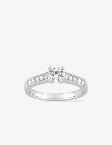 Bague solitaire accompagnée...
