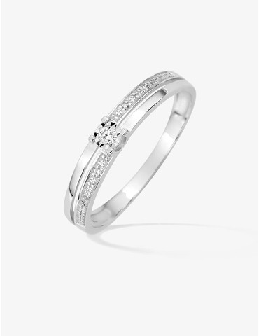Bague solitaire accompagné...