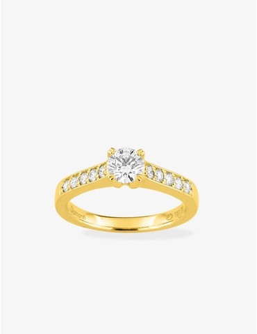 Bague solitaire accompagnée...