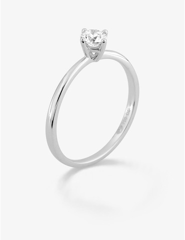 Bague solitaire en or blanc...