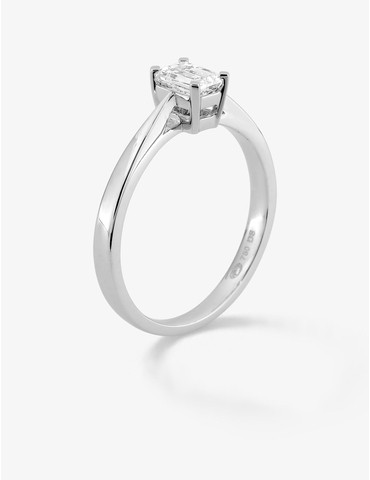 Bague solitaire taille...