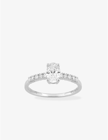 Bague solitaire accompagnée...