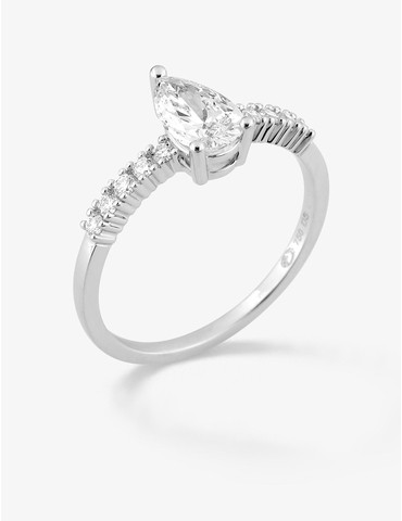Bague solitaire accompagnée...