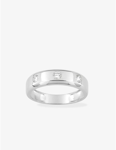 Bague 3 diamants...