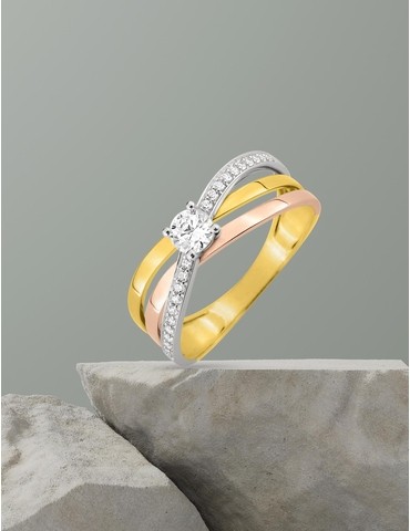 Bague solitaire accompagnée...