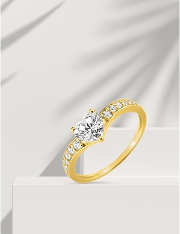 Bague fantaisie solitaire...