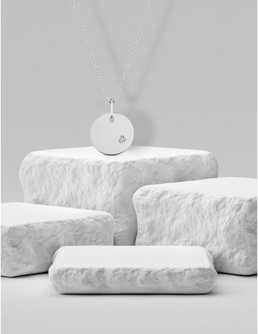 Pendentif jeton en or blanc...