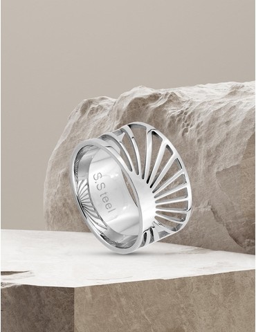 Bague en acier