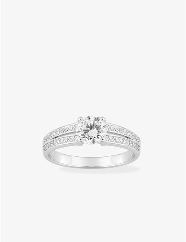 Bague solitaire accompagnée...