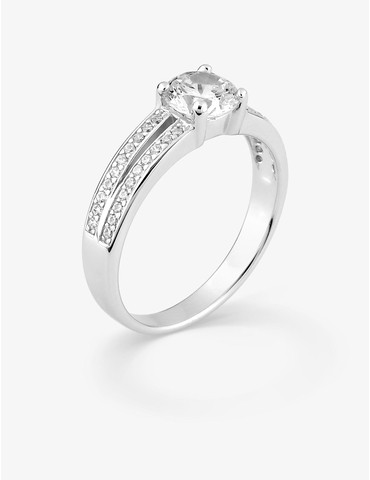 Bague solitaire accompagnée...