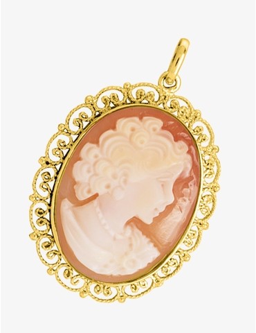 Pendentif camée en or jaune...