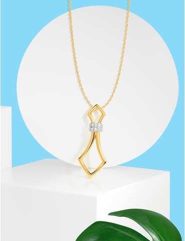 Collier motif pendant...