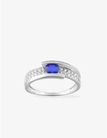 Bague solitaire en or blanc...
