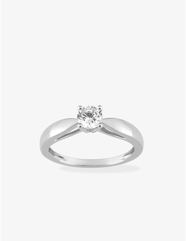 Bague type solitaire...
