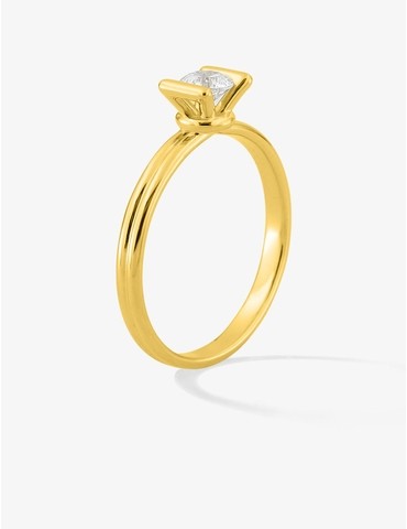 Bague solitaire en or jaune...