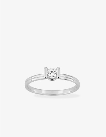 Bague solitaire en or blanc...