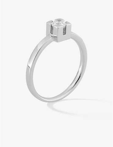 Bague solitaire en or blanc...