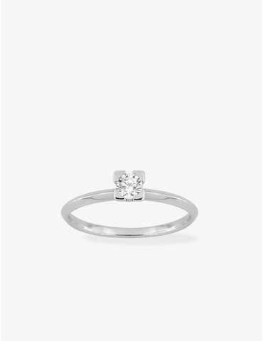 Bague solitaire en or blanc...