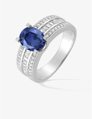Bague solitaire accompagnée...