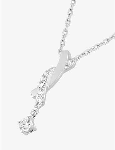Collier en argent gris...