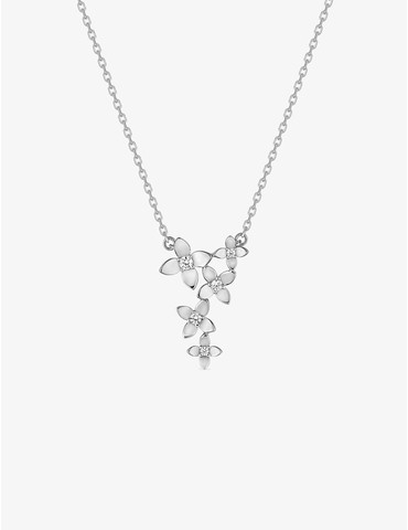Collier fantaisie en argent...