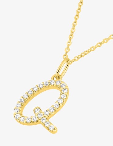 Collier initiale lettre "Q"...