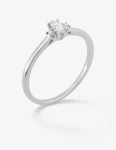 Bague solitaire marquise...