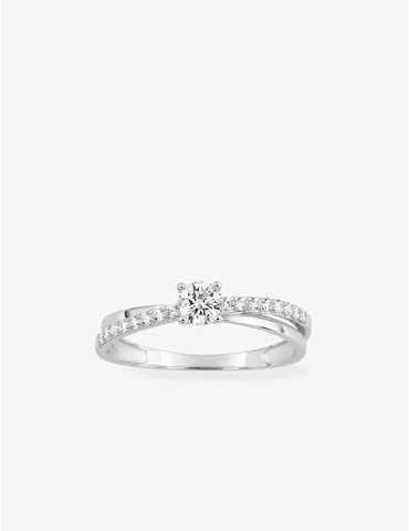 Bague en or blanc 750‰ 2...