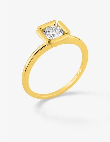 Bague solitaire en or jaune...