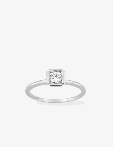 Bague solitaire en or blanc...