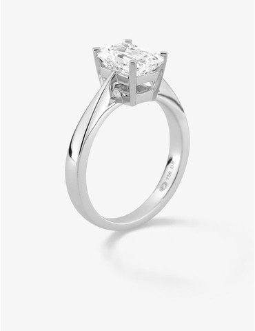 Bague solitaire taille...