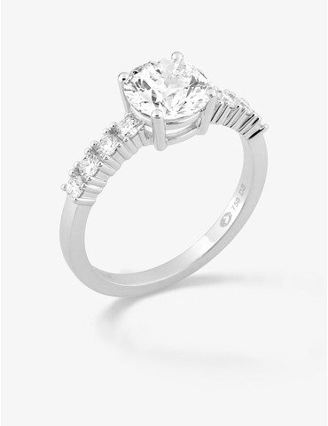 Bague solitaire accompagnée...