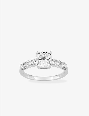 Bague solitaire accompagnée...