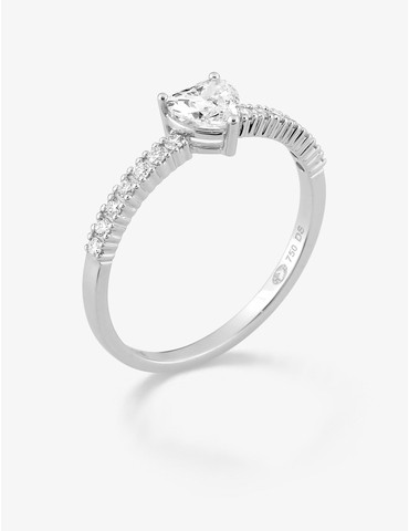 Bague solitaire accompagnée...