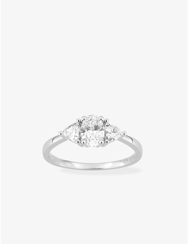 Bague solitaire accompagnée...