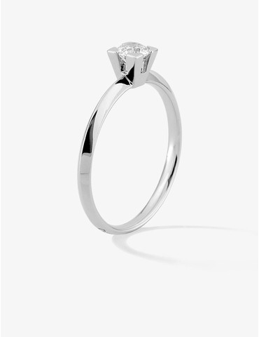 Bague solitaire en or blanc...